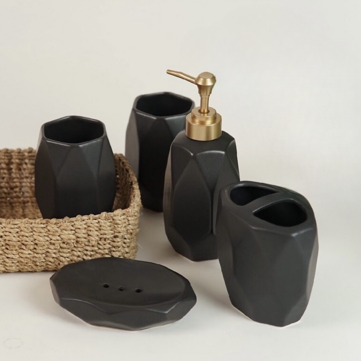 Set de Baño Liso 5 Accesorios Negro
