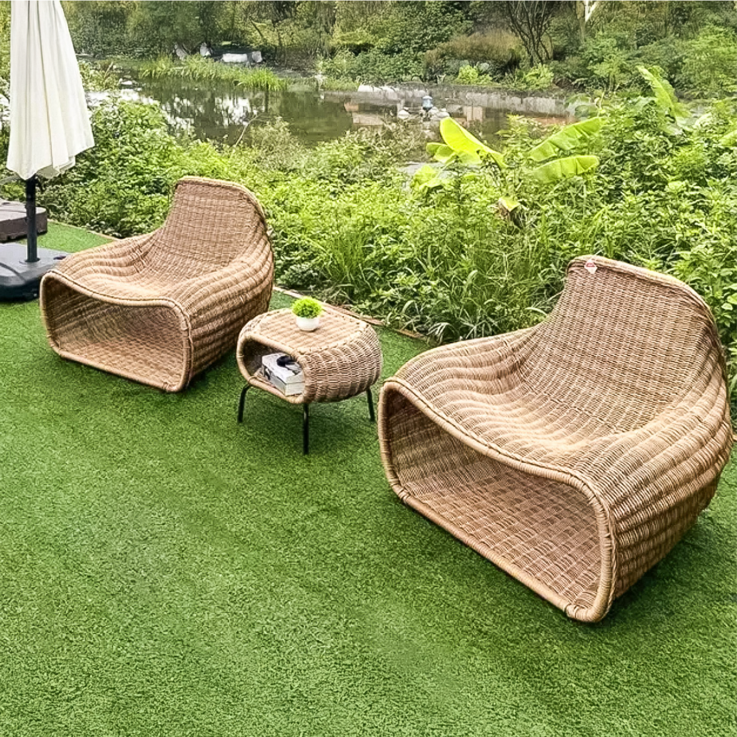 Juego de Terraza y Jardín Ratan Sillones y Mesa Otomana