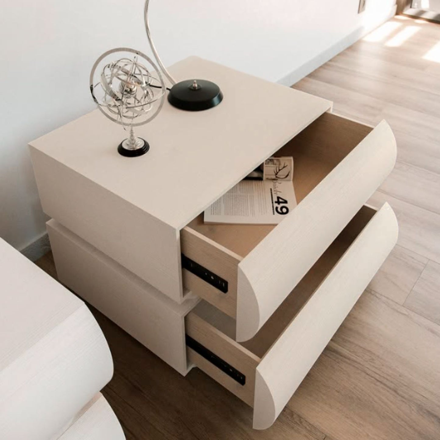 Velador Minimalista Beige Doble Cajon