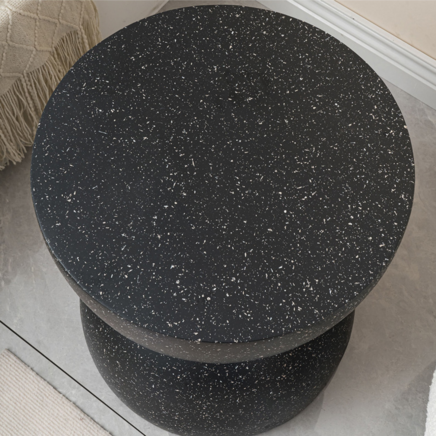 PREVENTA - Mesa Lateral Piedra Luna Tempus Negro