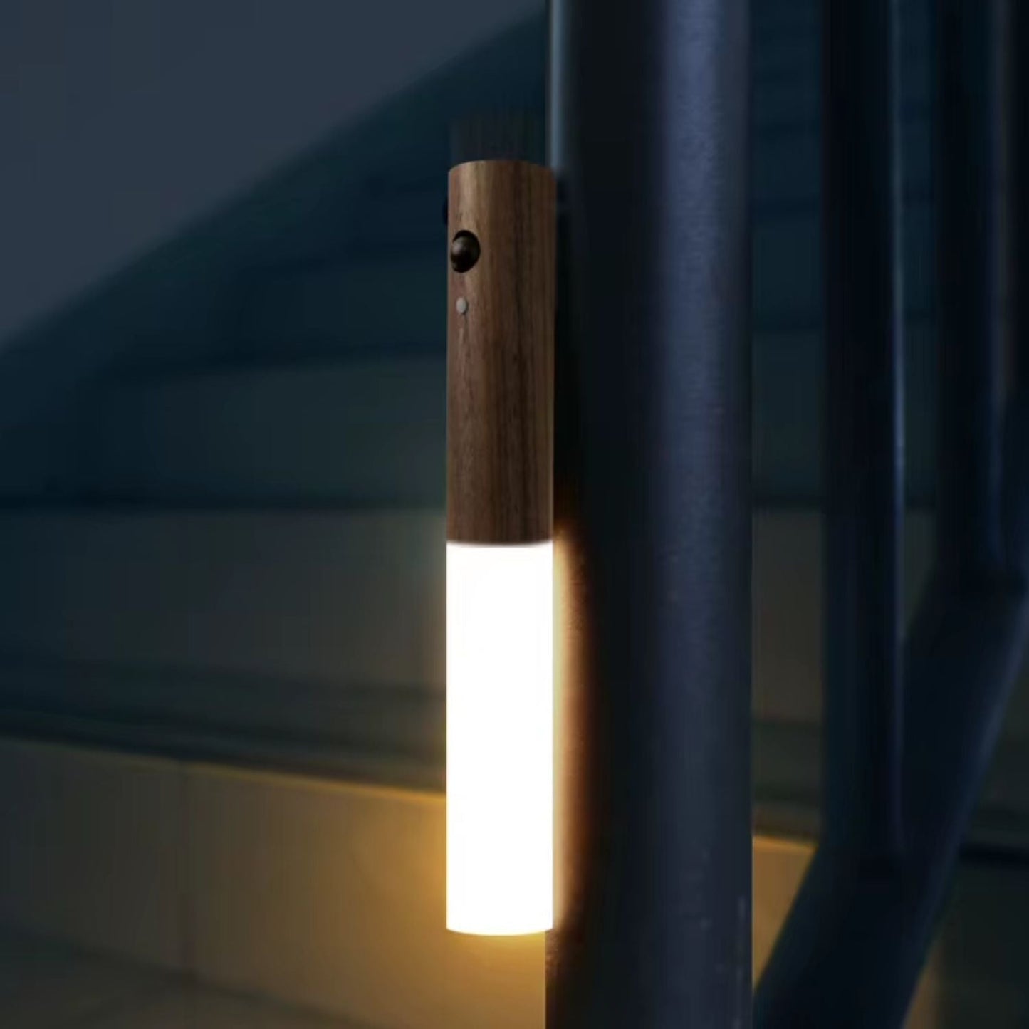 Luz Nocturna Portátil con Sensor Caoba