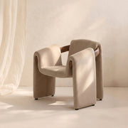 Poltrona Cozy Terciopelo Arena y Madera Natural