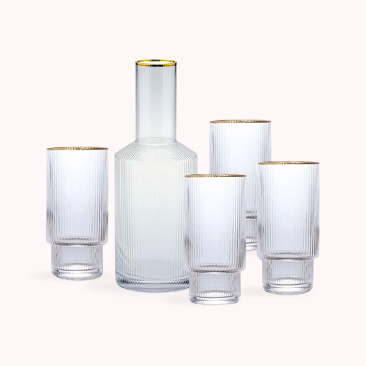 Jarra de Vidrio y 4 Vasos Estilo Europeo Dorado