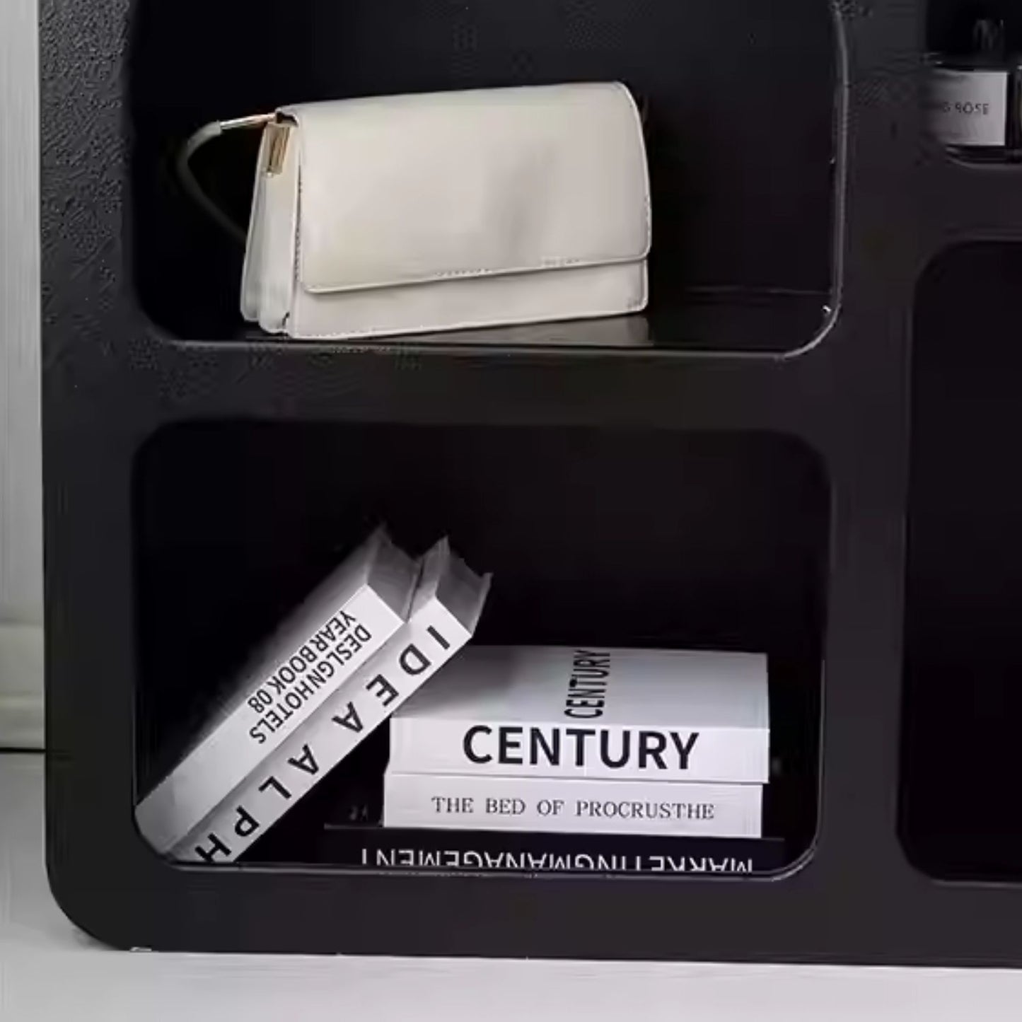 Aparador Organizador Geométrico Bogen Negro Mediano