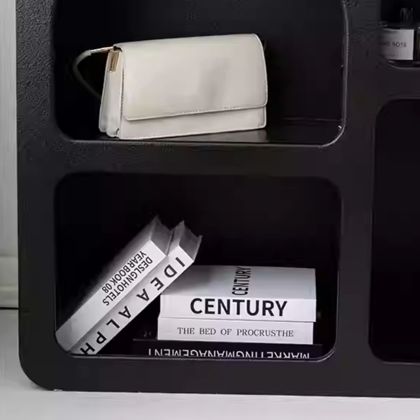 PREVENTA - Aparador Organizador Geométrico Bogen Negro Mediano