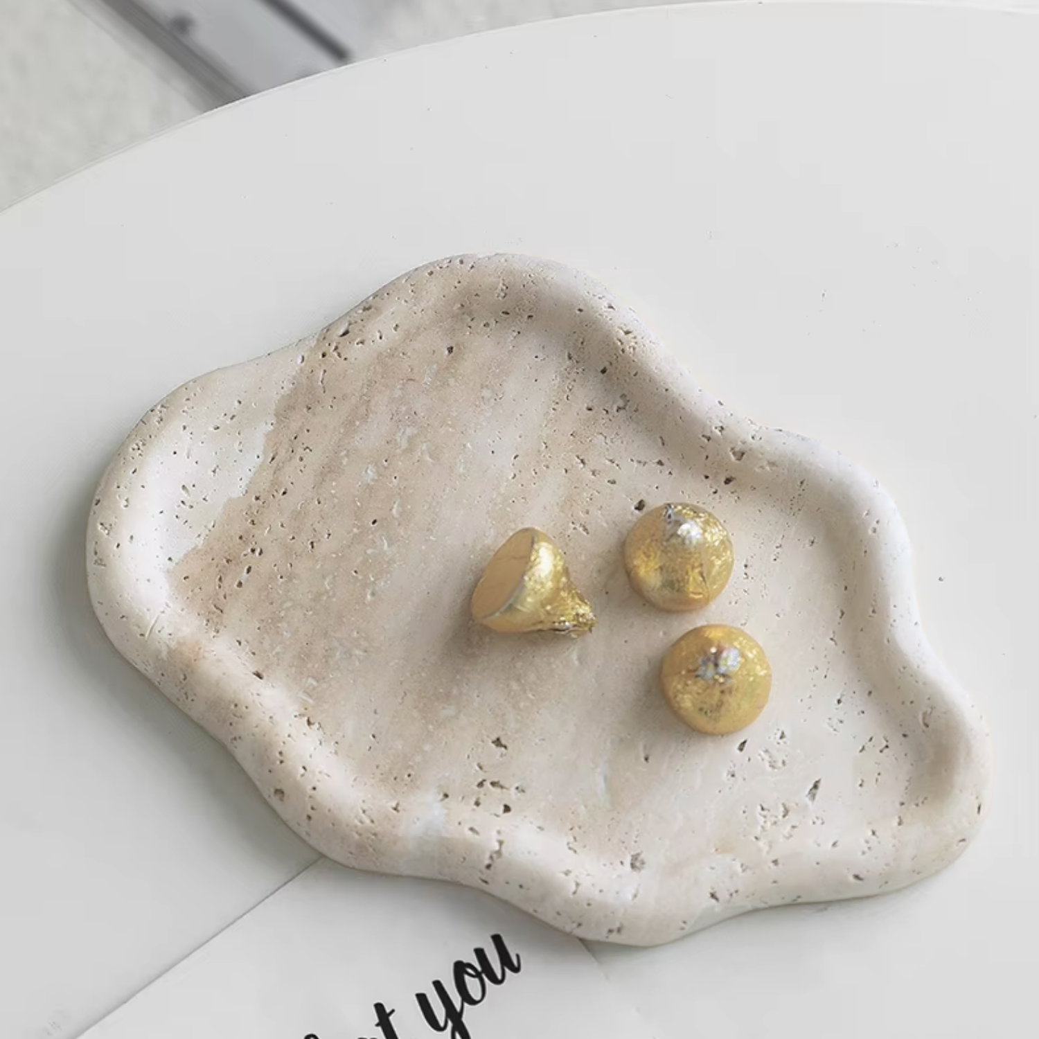 Bandeja de Piedra Irregular Cloud Travertino