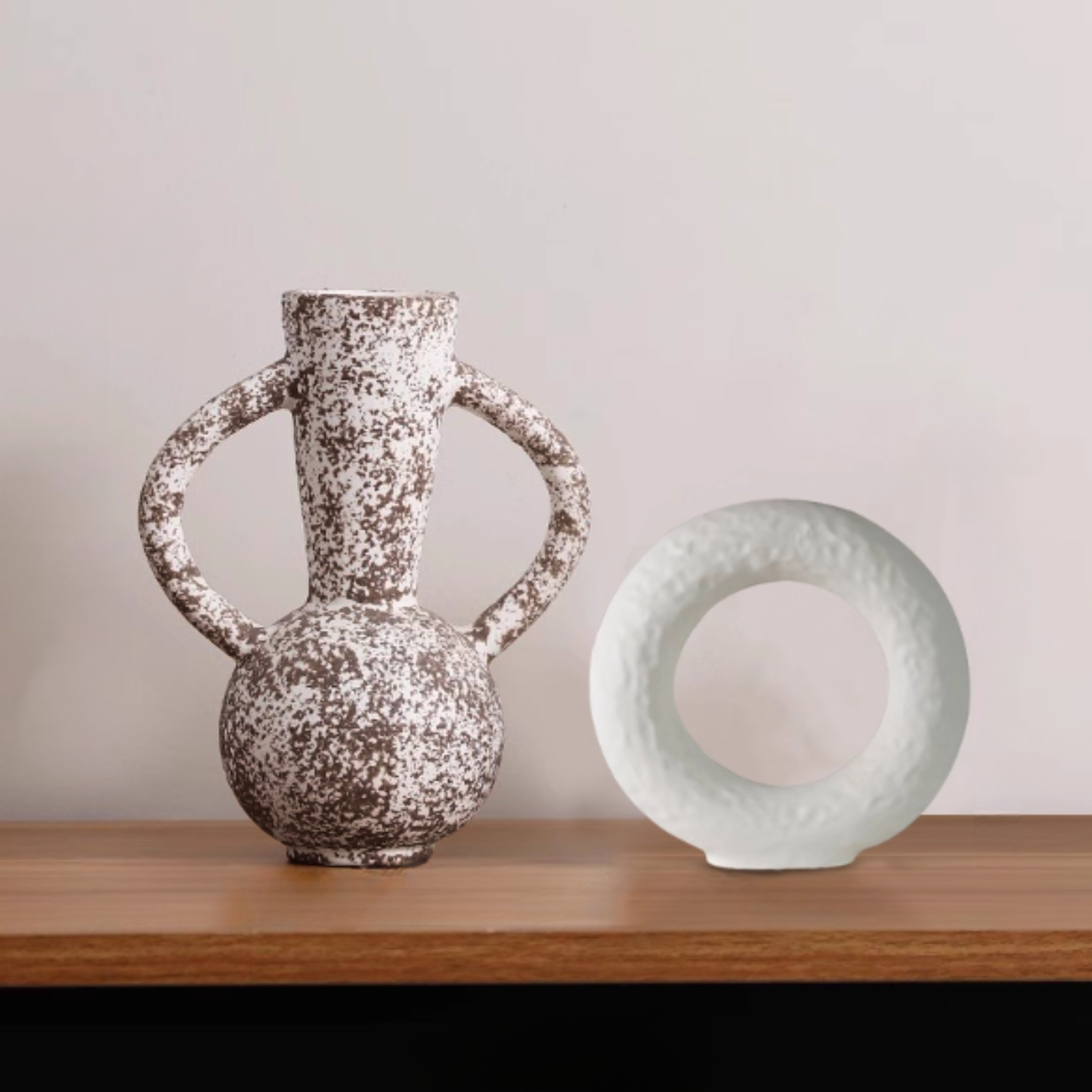 PREVENTA - Jarrón y Figura Deco Cerámica Kora Origenes