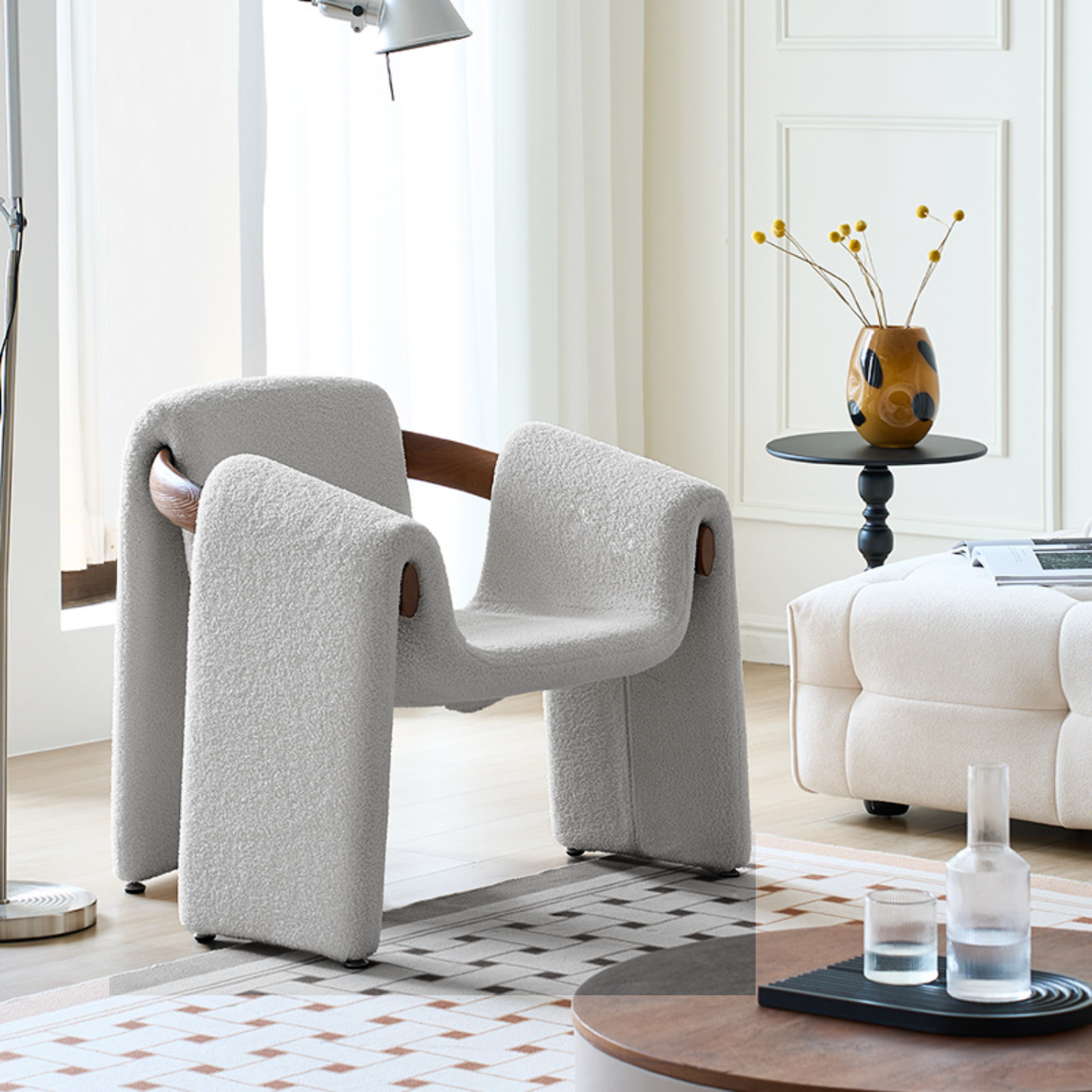 PREVENTA - Silla Poltrona Cozy Sherpa y Madera Gris Claro