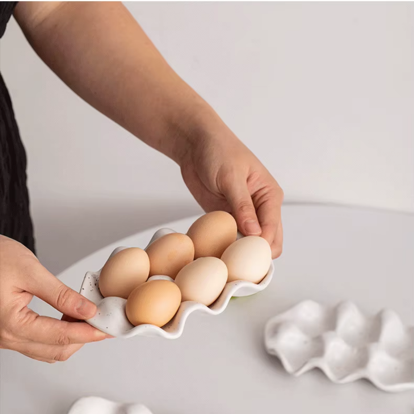 PREVENTA - Huevera de Cerámica Minimalista 6 unidades