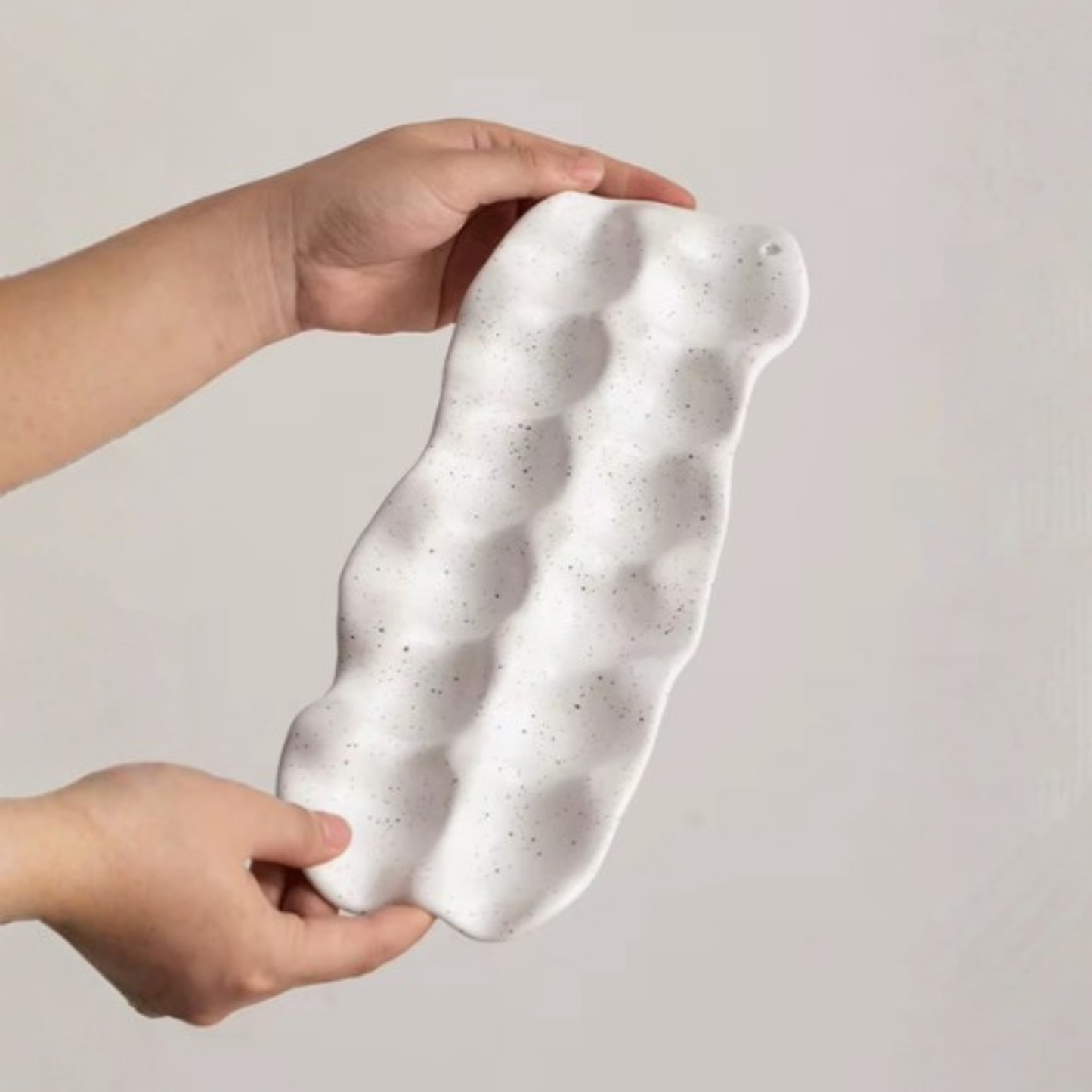 PREVENTA - Huevera de Cerámica Minimalista 12 unidades