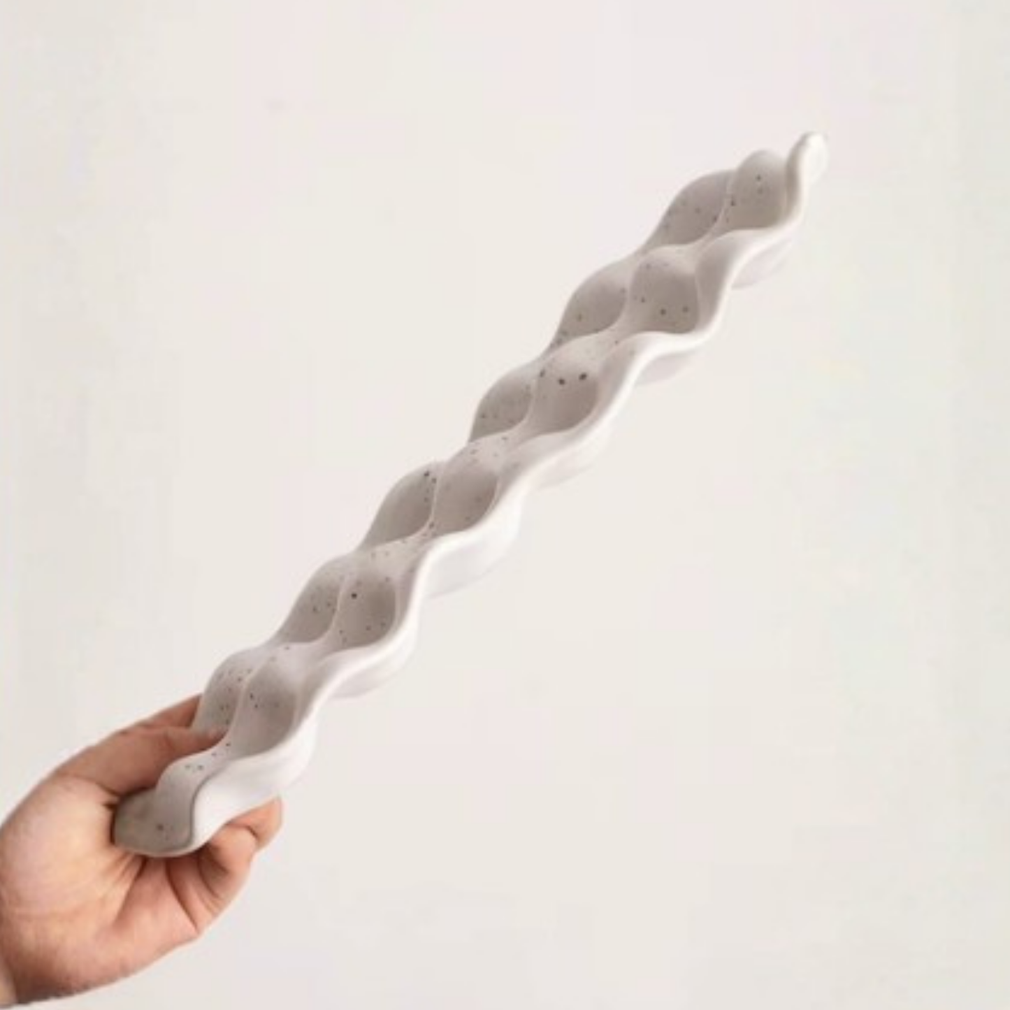 PREVENTA - Huevera de Cerámica Minimalista 12 unidades