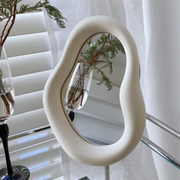 Espejo Irregular Marfil Tocador & Deco