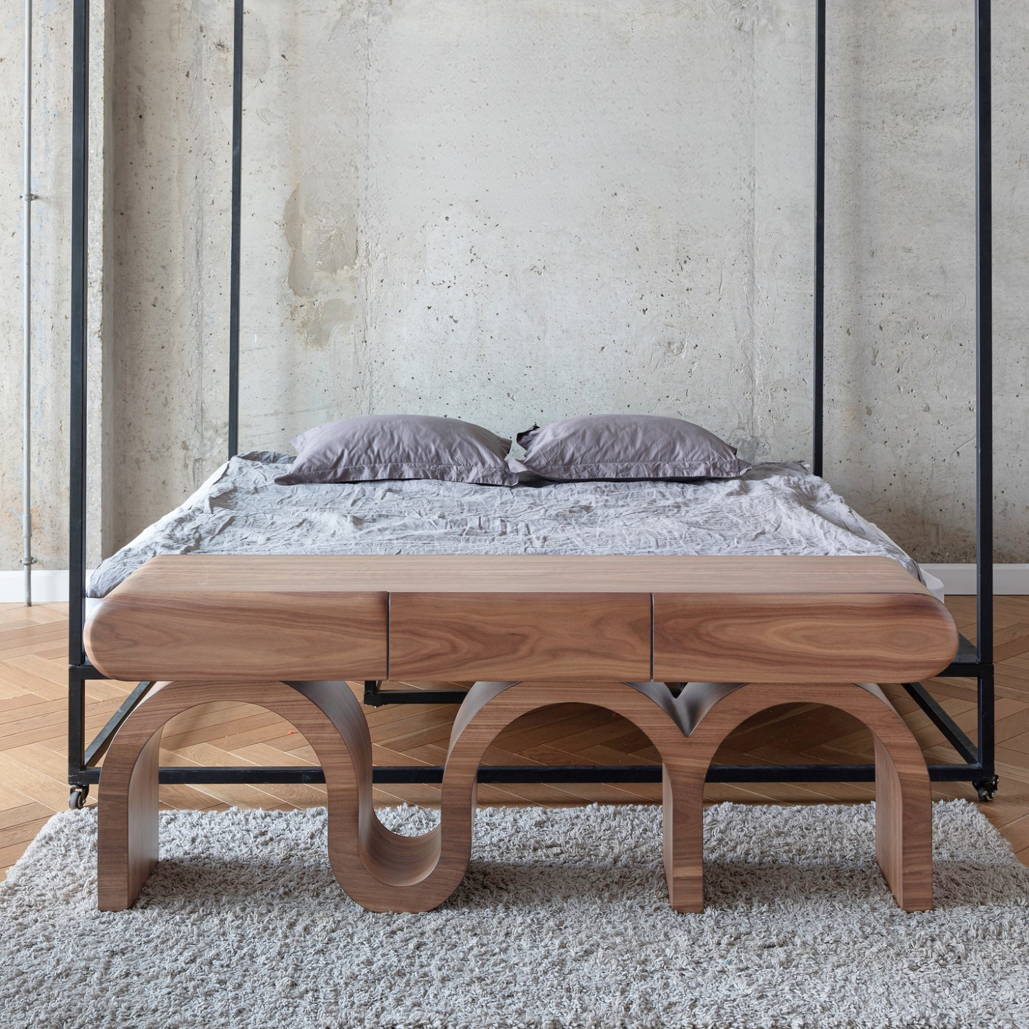 Mesa de Arrimo Triple Curve de Madera