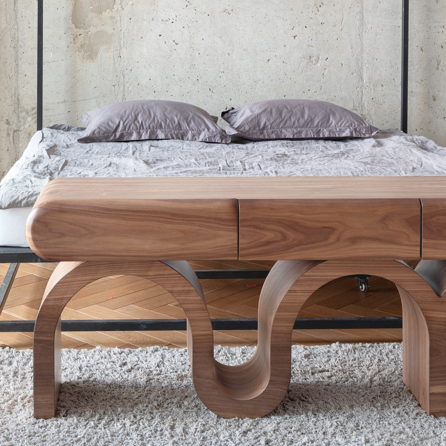 Mesa de Arrimo Triple Curve de Madera
