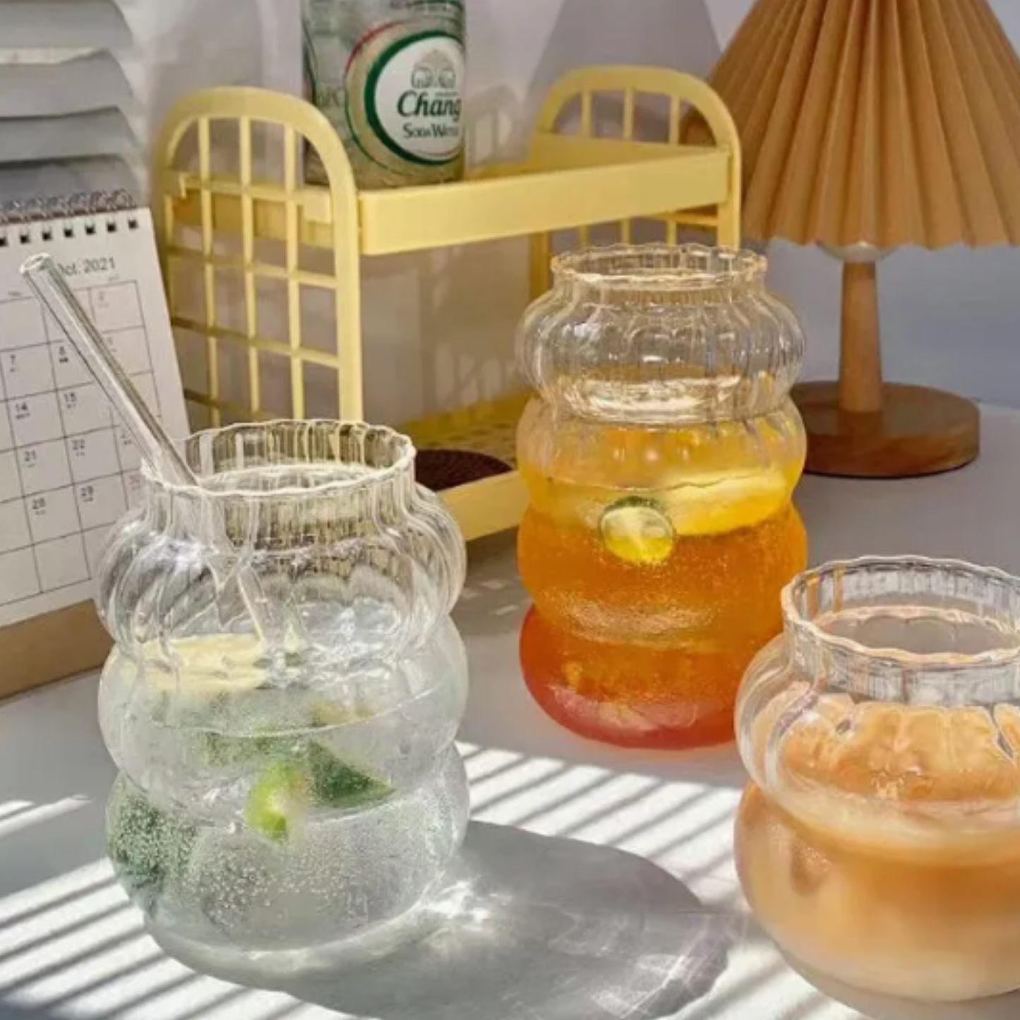 Set 2 Vasos Relieve con Bombilla 800ml