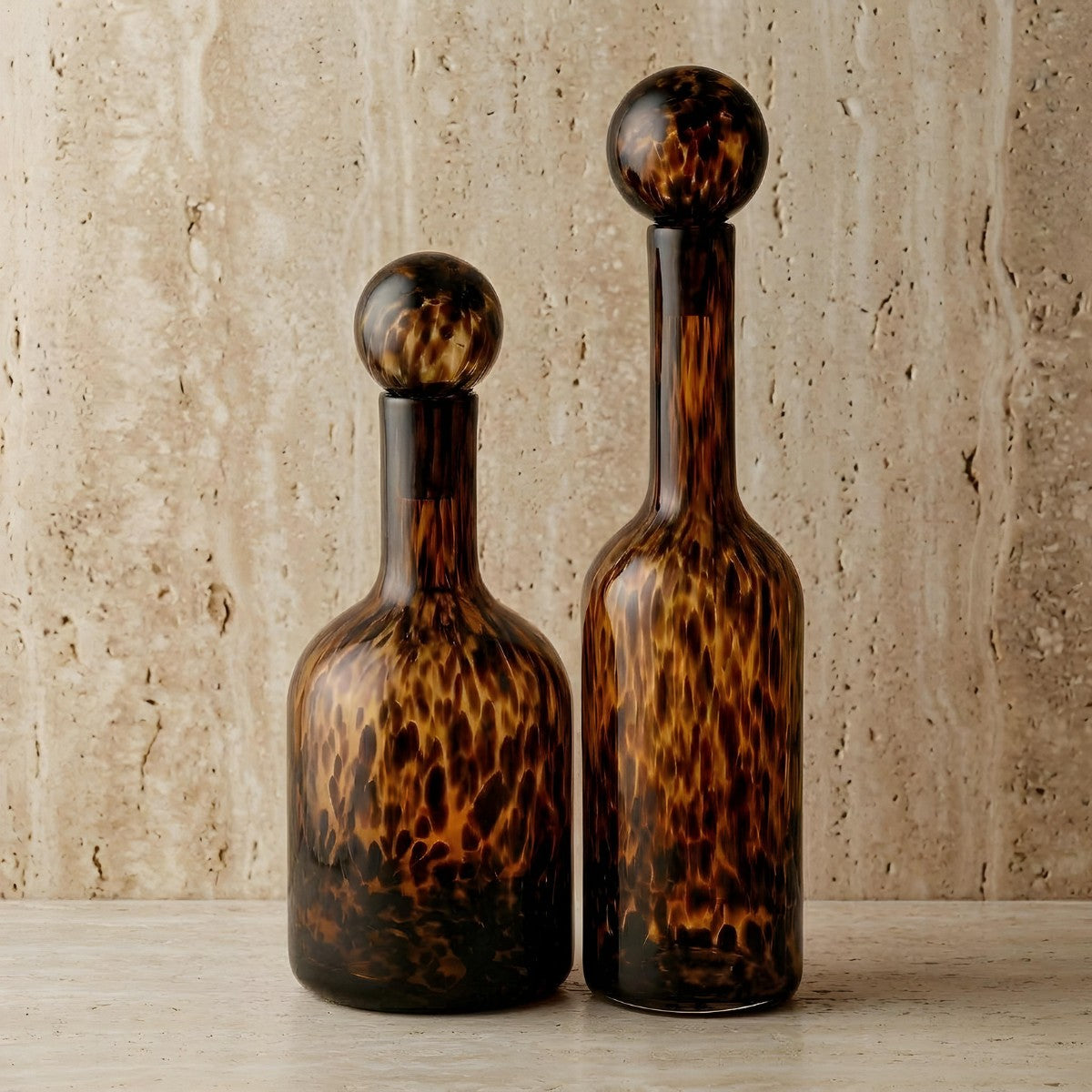 PREVENTA - Botella Decantador Carey Animal Print de Vidrio 36 cm