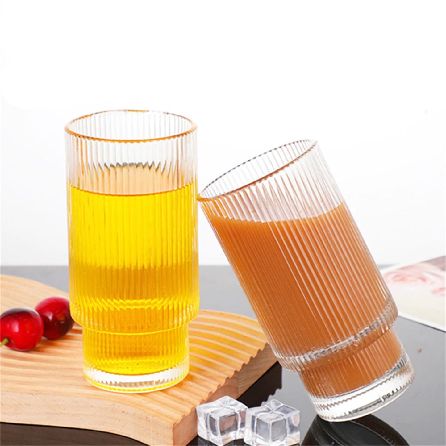 Set de 2 Vasos de Vidrio Diseño de Líneas 280ml