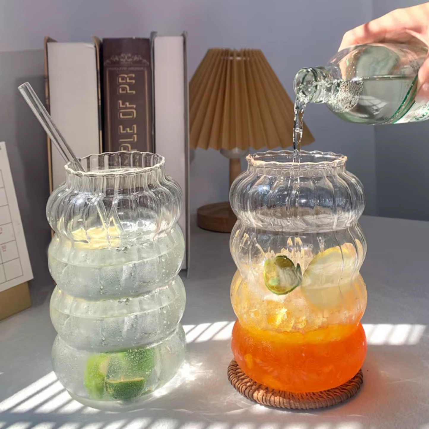 Set 2 Vasos Relieve con Bombilla 800ml