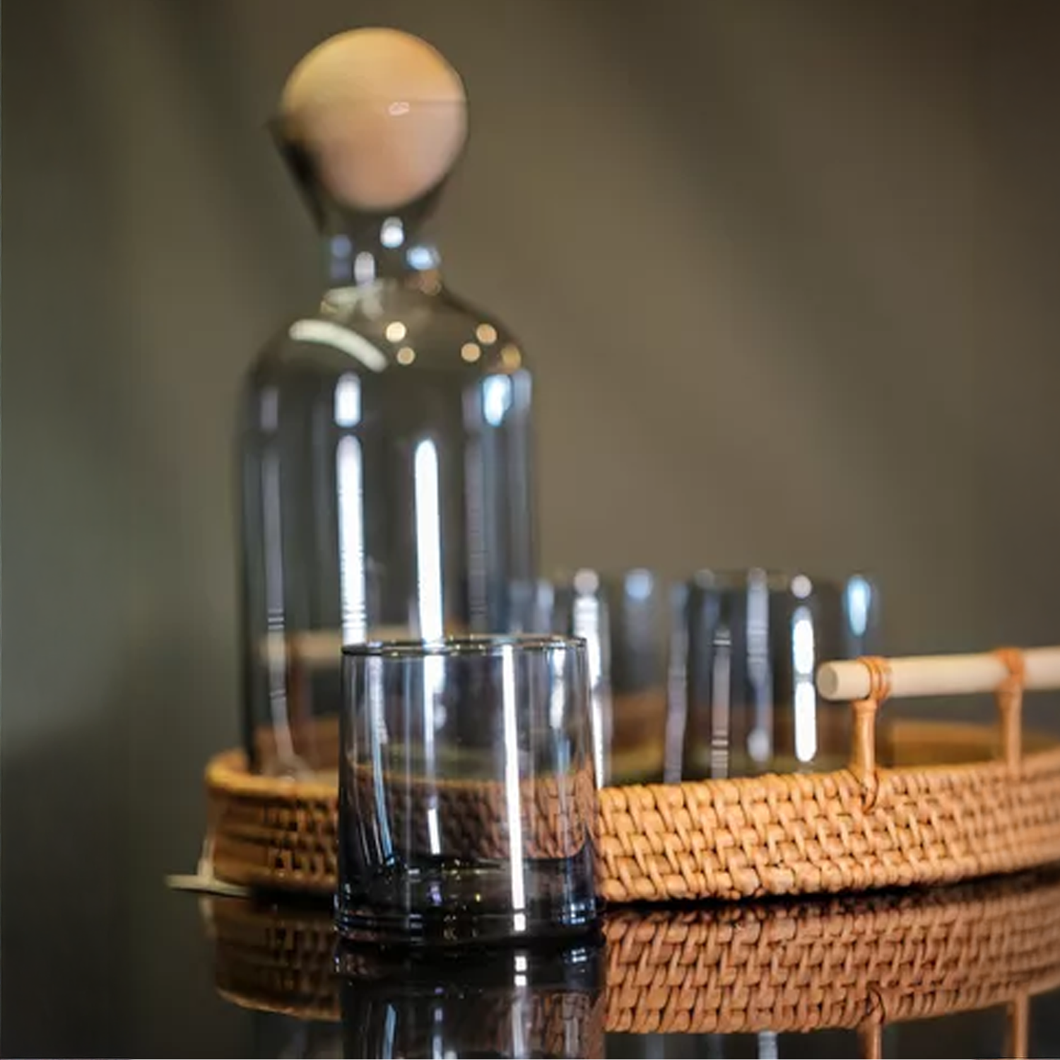 Jarra de Vidrio Decantador Lujoso 4 vasos Gris