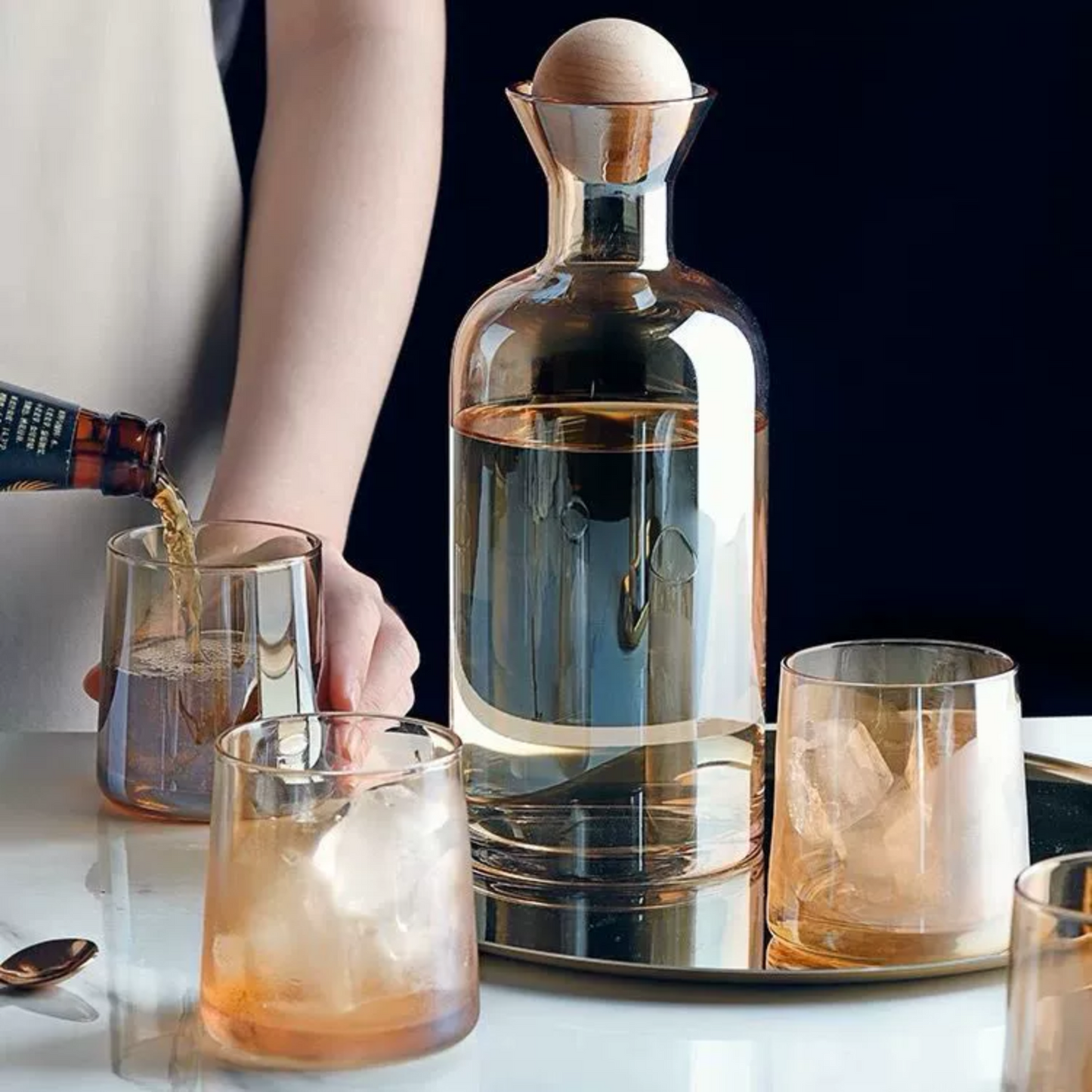 Jarra de Vidrio Decantador Lujoso 4 vasos Ambar