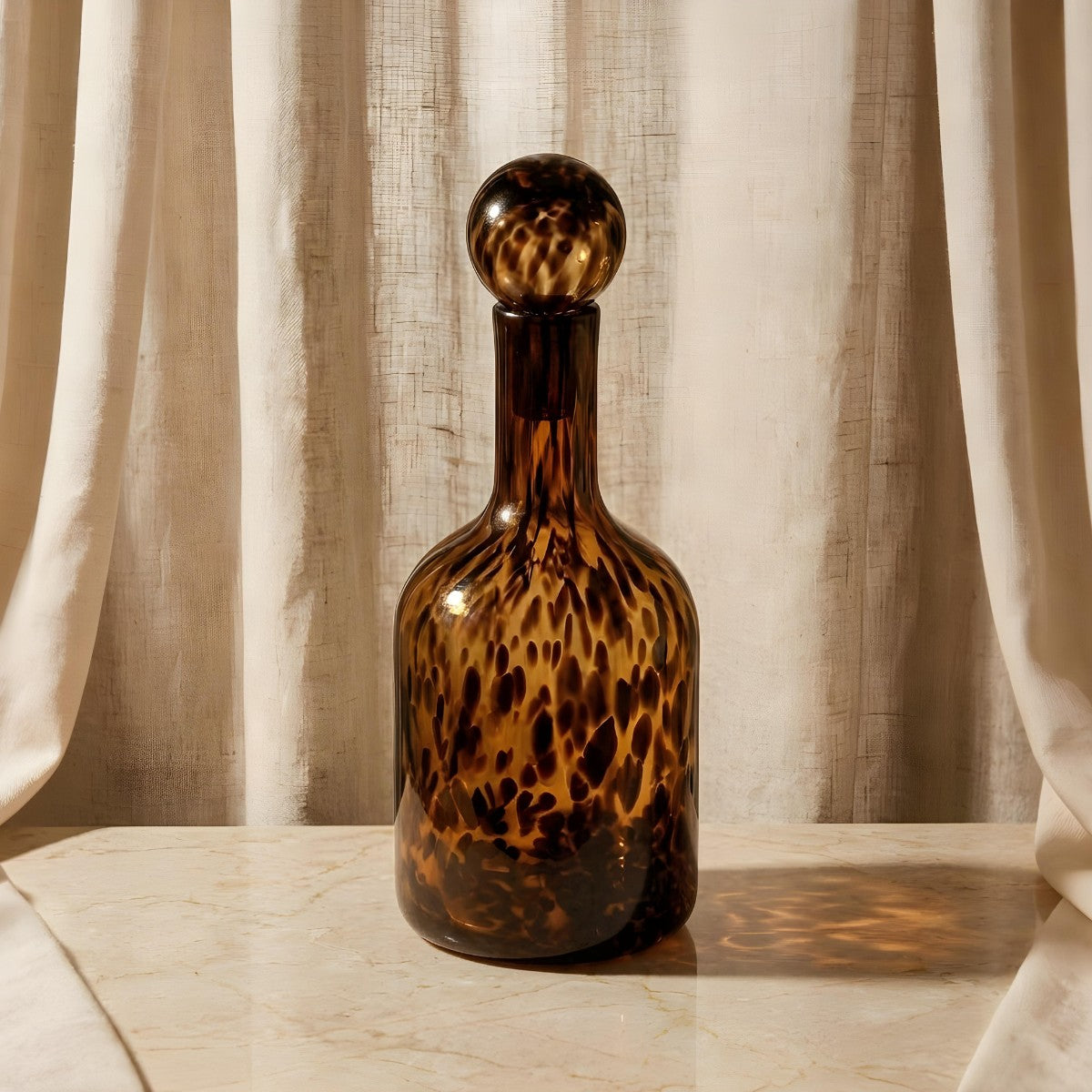 Botella Decantador Carey Animal Print de Vidrio 36 cm