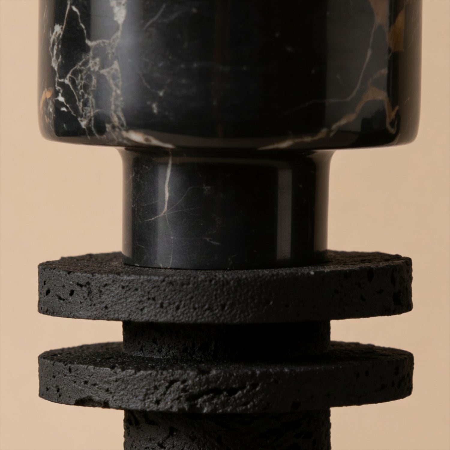 Candelabro Torre Decorativa Travertino Onyx Grande