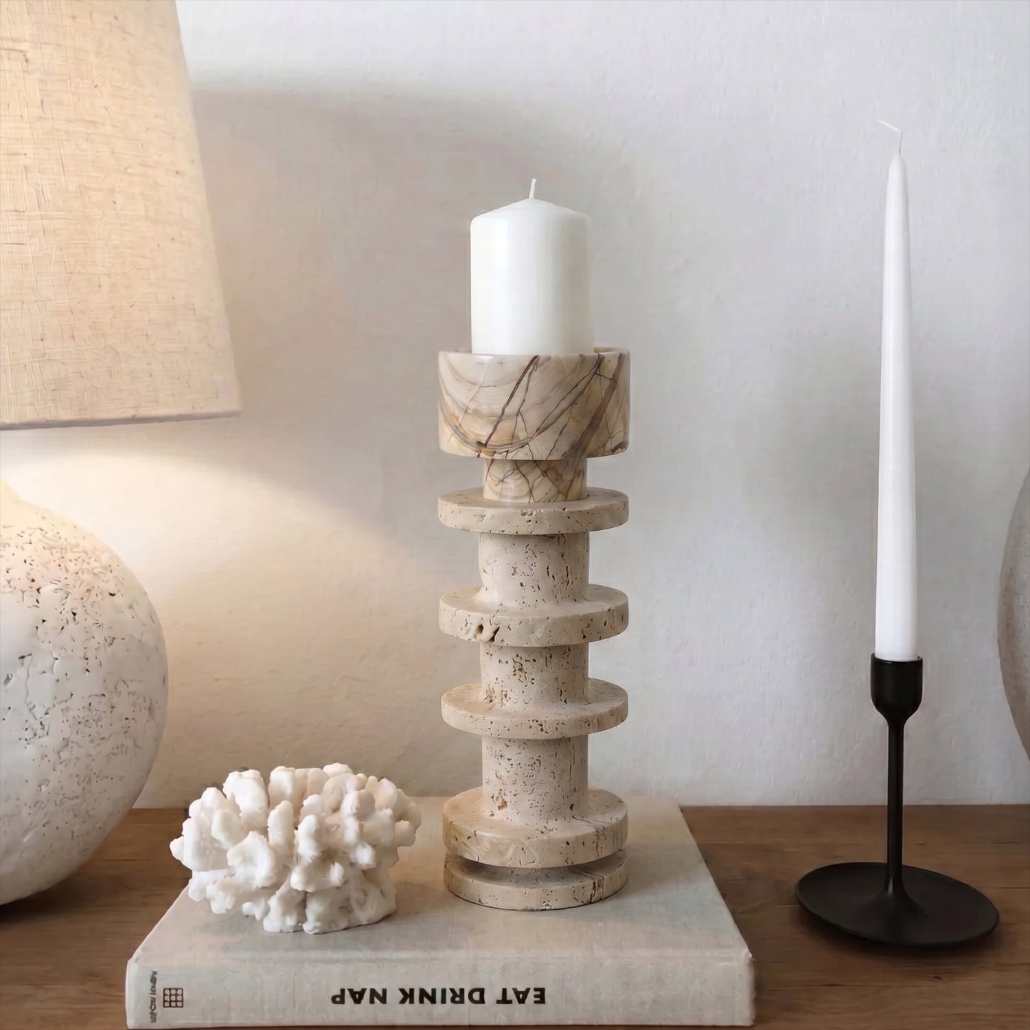 Candelabro Torre Travertino Cinque Anelli
