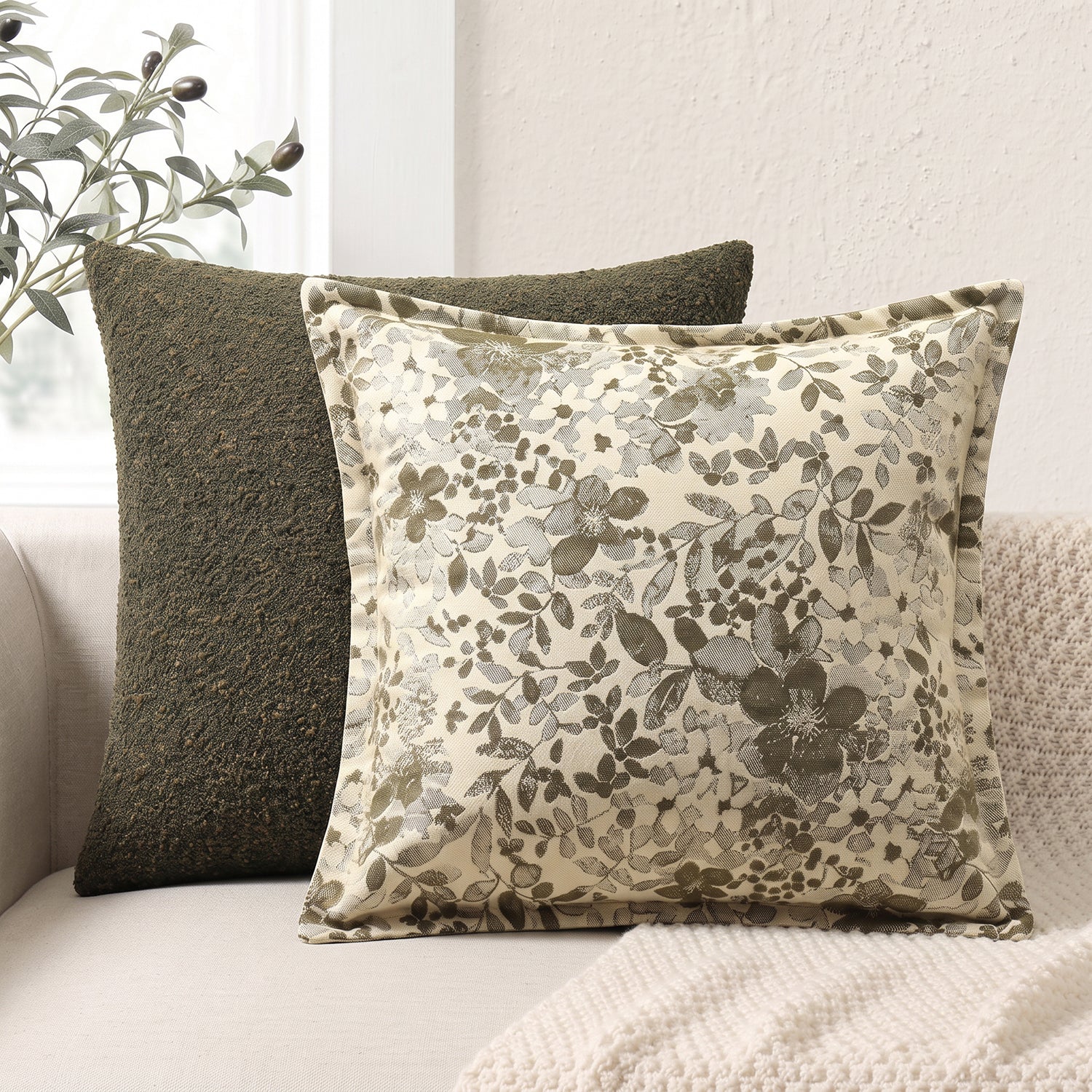 PREVENTA - Cojín Floral Jacquard Verde