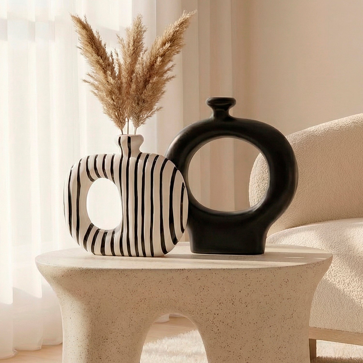 Floreros Modernos de Cerámica Noir Loop