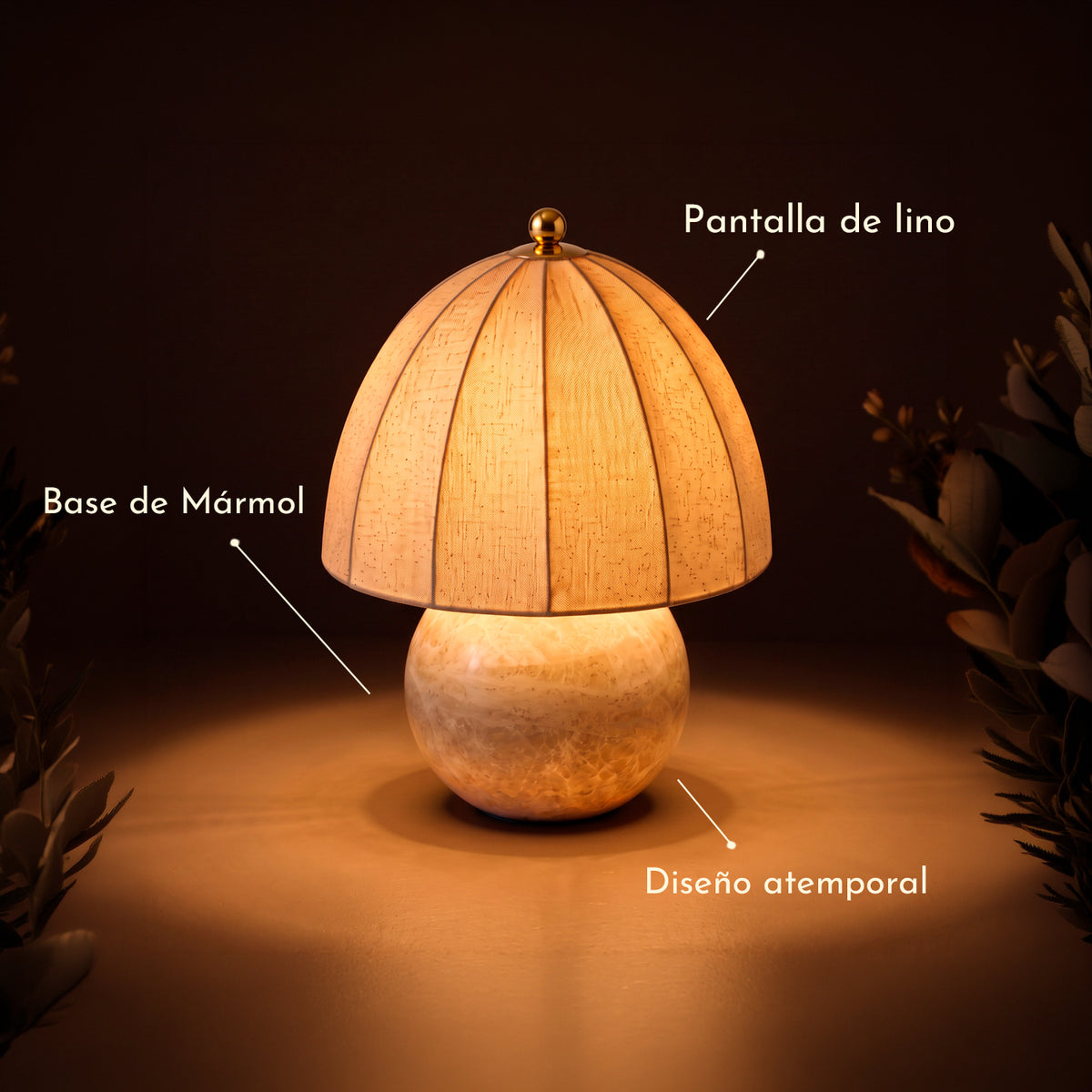 Lámpara de mesa con base de mármol y pantalla de lino