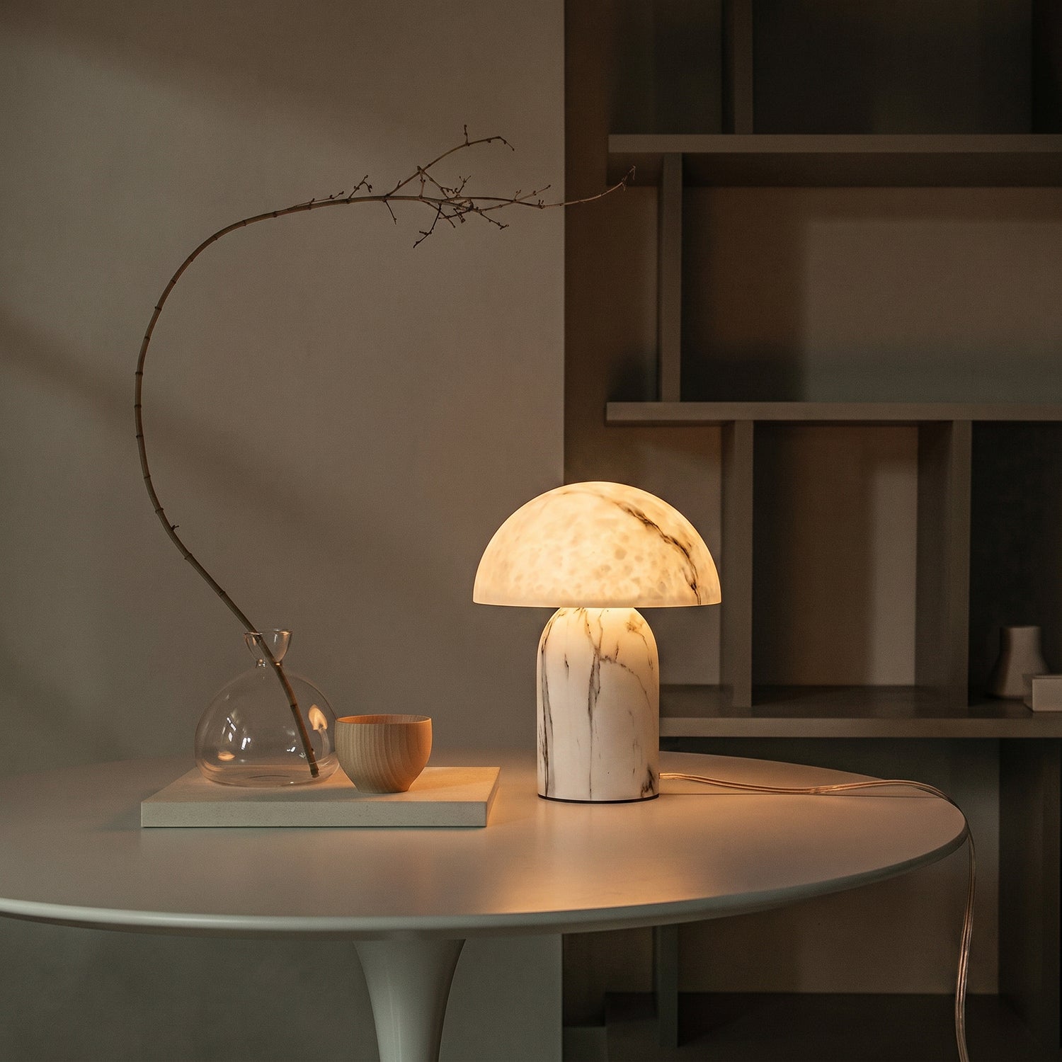 PREVENTA - Lámpara de Mesa Mushroom Mármol Blanco