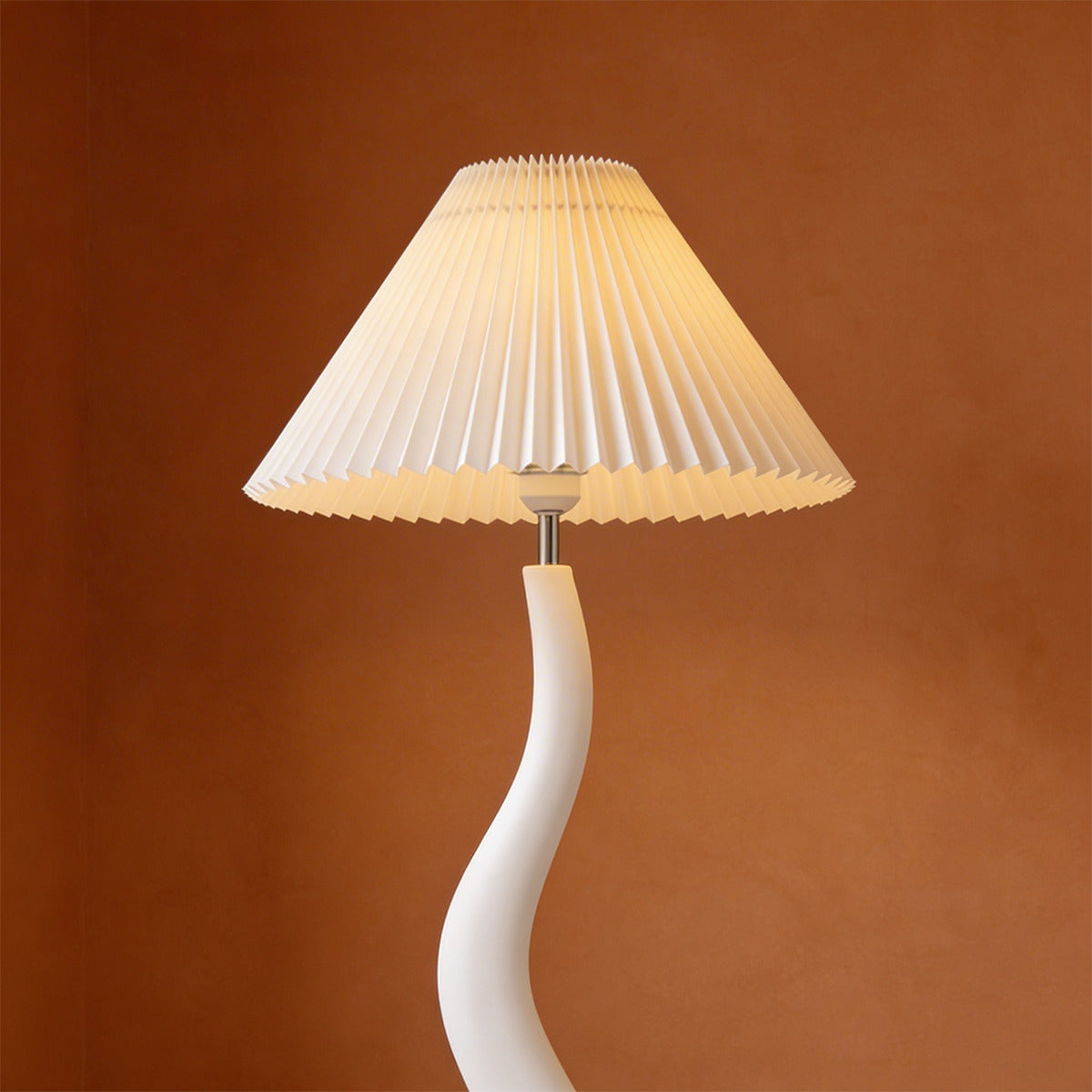 PREVENTA - Lámpara de Pie Curvy Japandi Pantalla Plisada