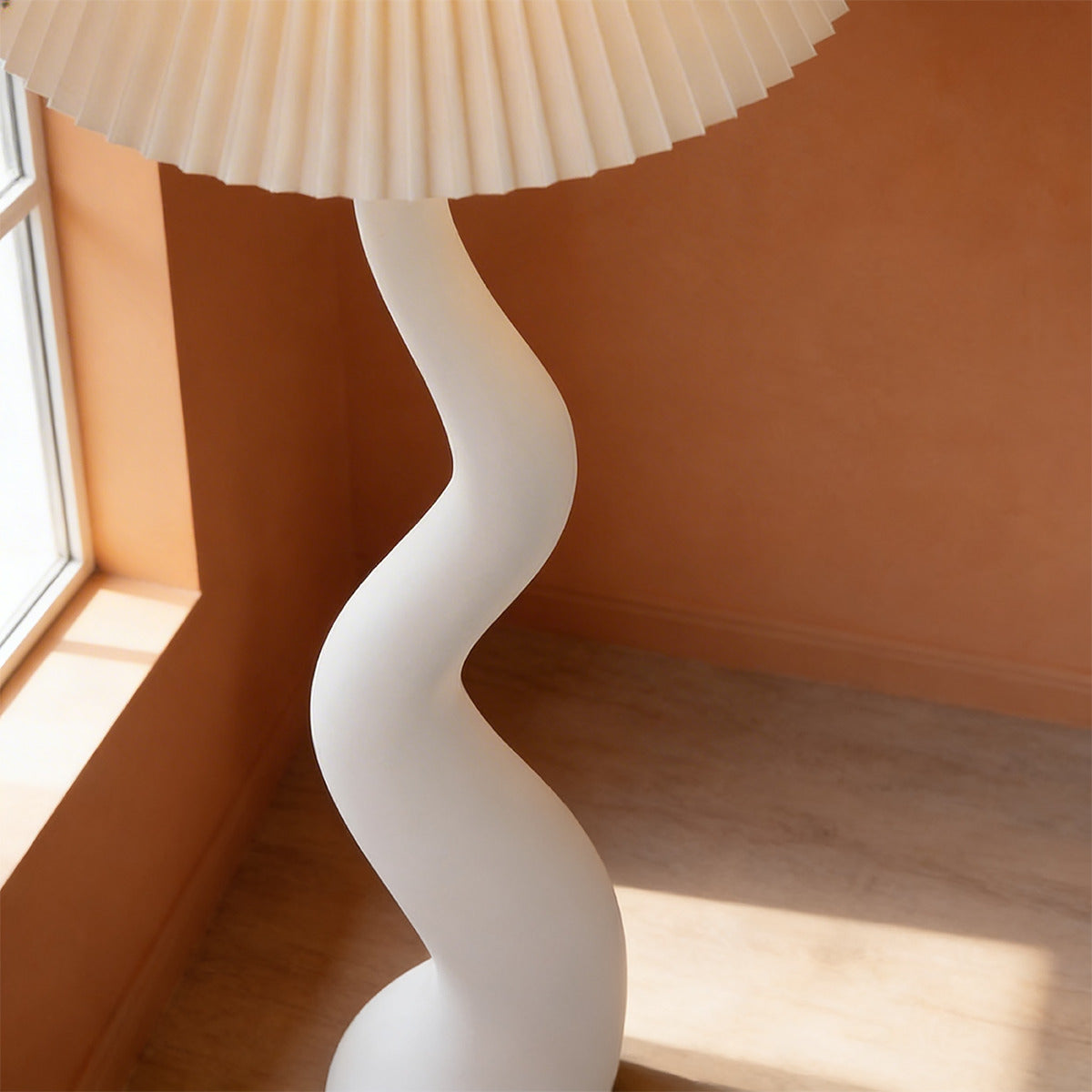 PREVENTA - Lámpara de Pie Curvy Japandi Pantalla Plisada