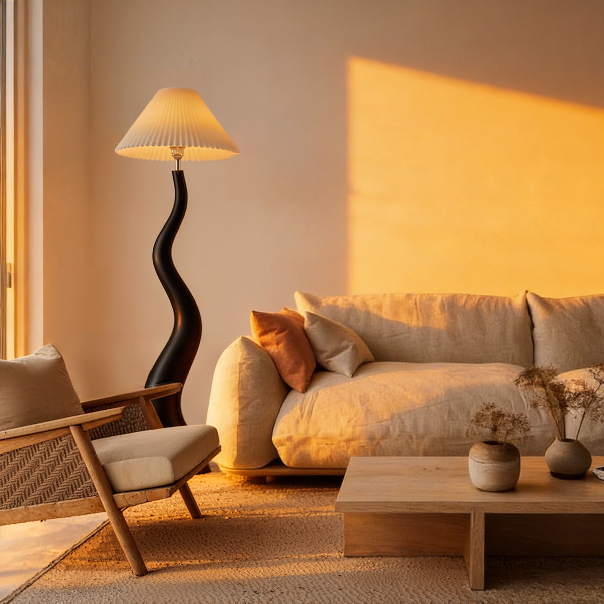 PREVENTA - Lámpara de Pie Curvy Japandi Pantalla Plisada Negra
