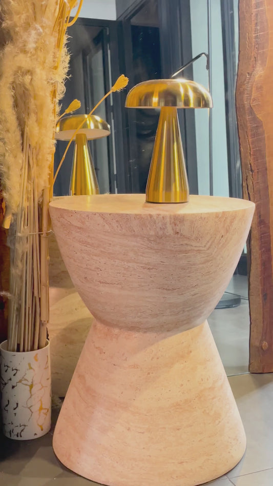 Mesa Lateral Estilo Piedra Cáliz